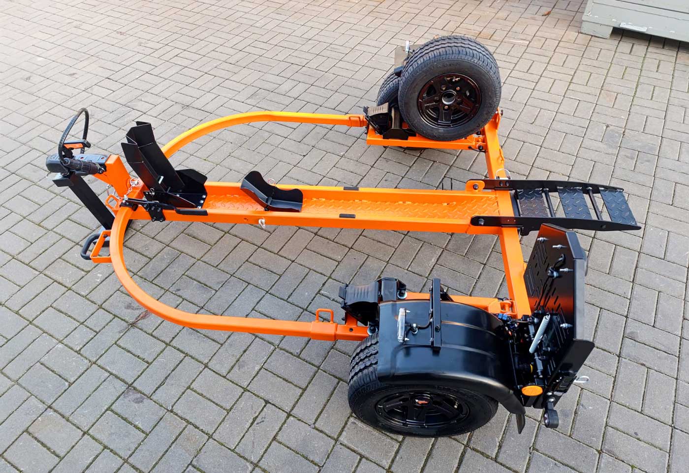 La remorque pour moto simple, pliable et sans effort